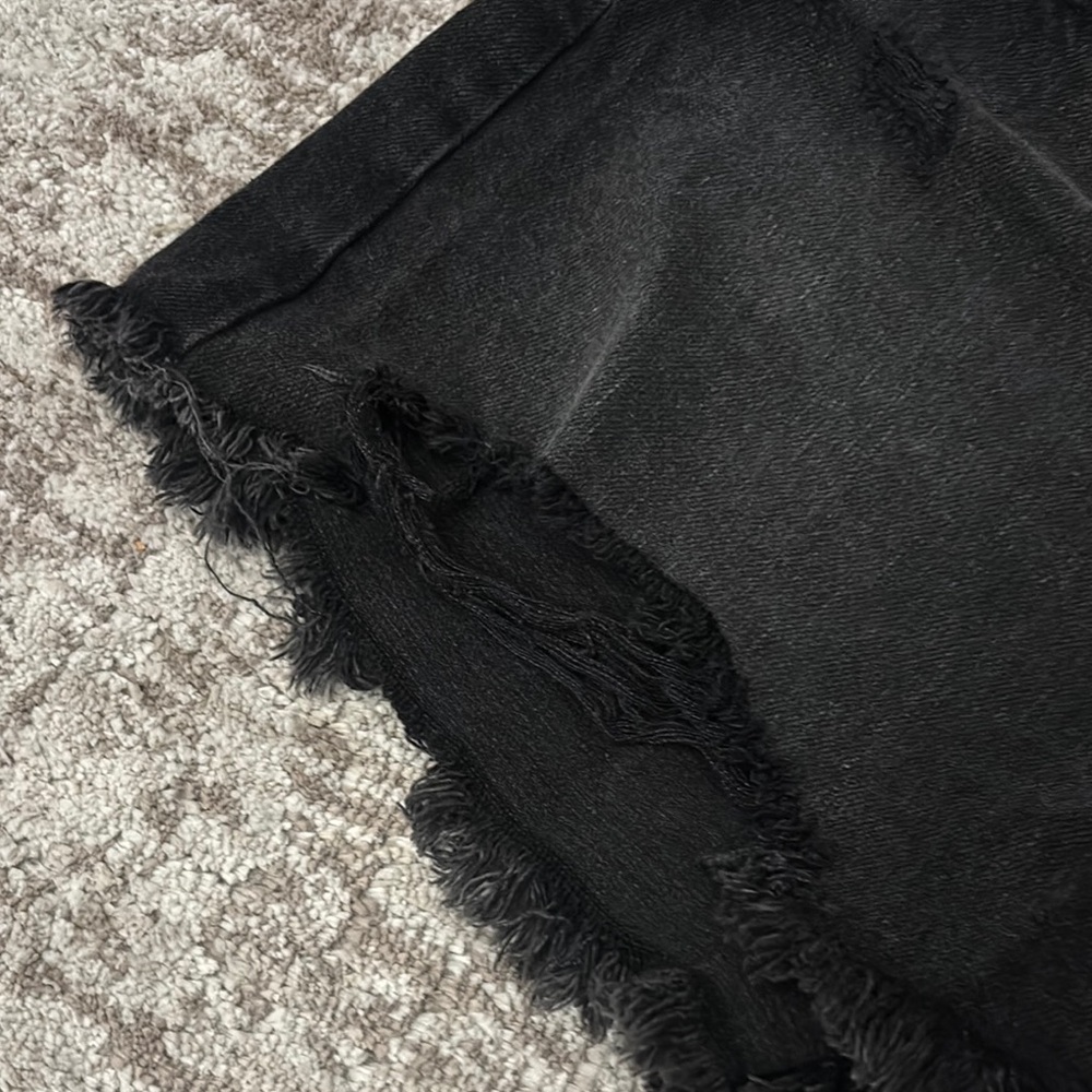 WILD FABLE Stylish Black Distressed Women Shorts - Picture 3 of 12